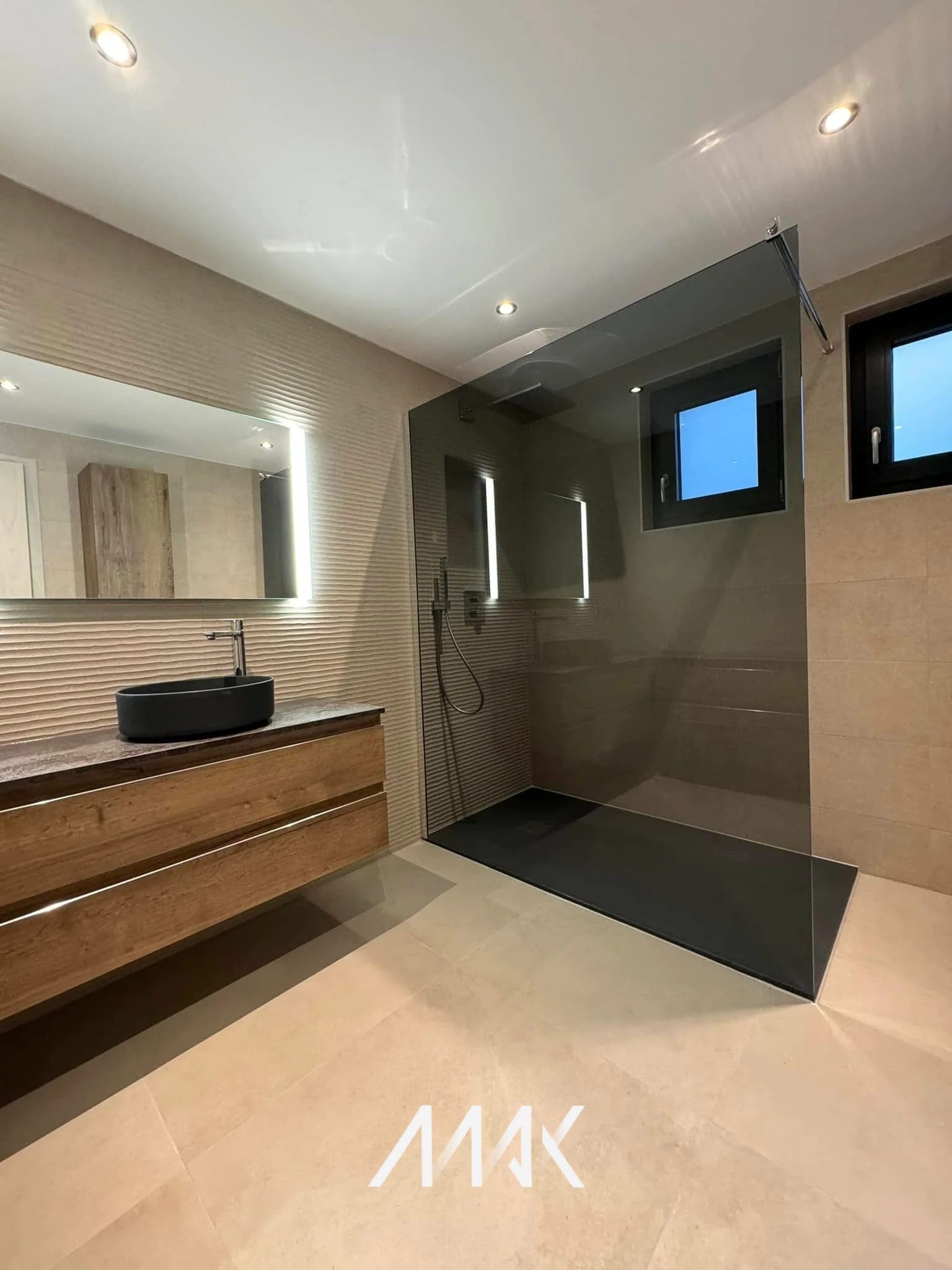 Après — rénovation de salle de bain SASU Max (chantier 2)