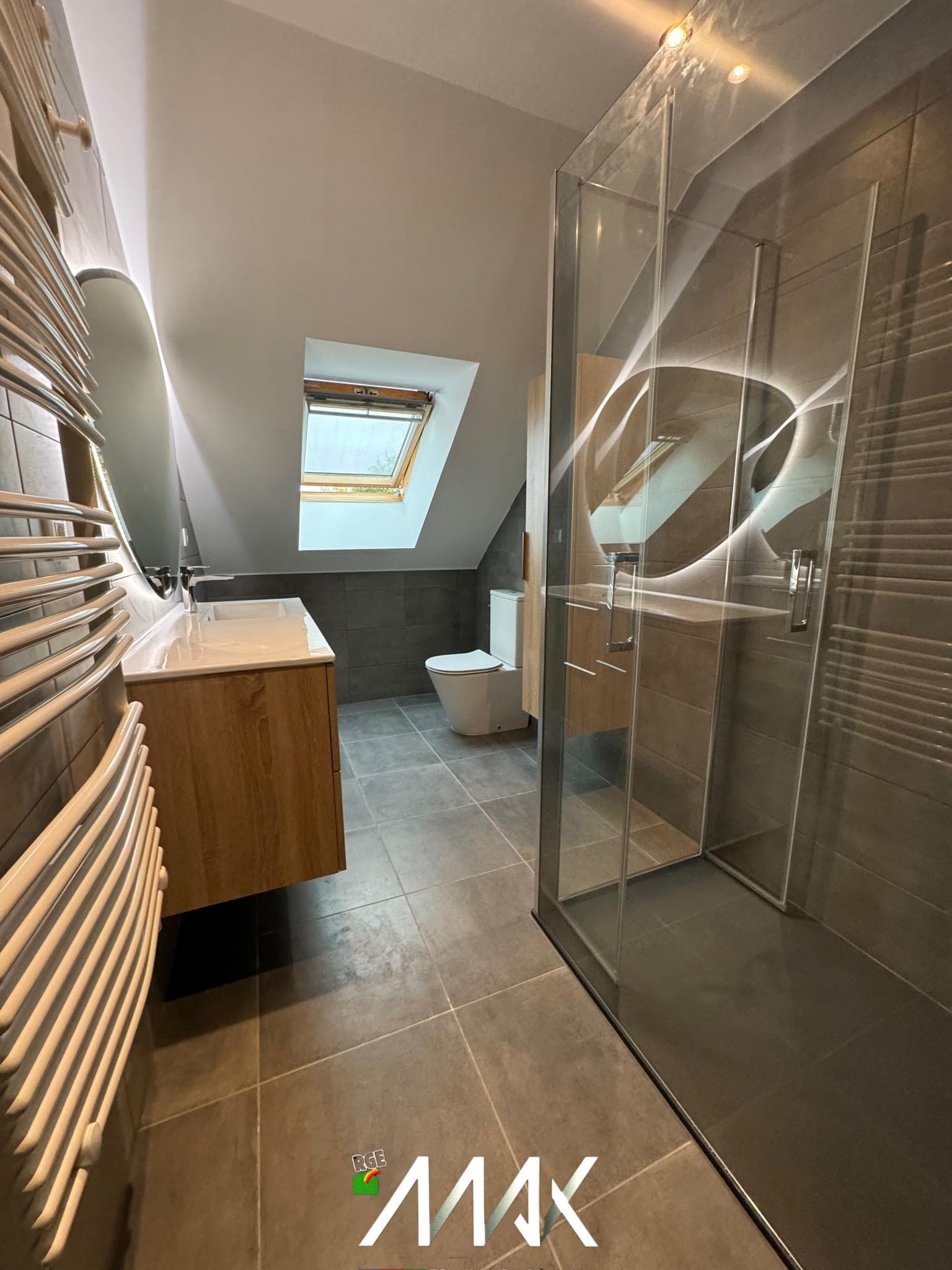 Douche de plain-pied accessible